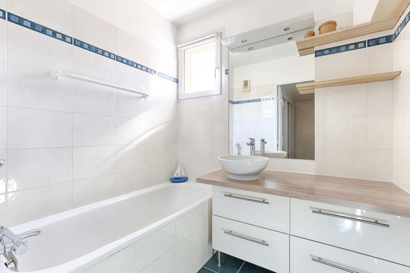 Appartement - 90 m² - 4 pièces