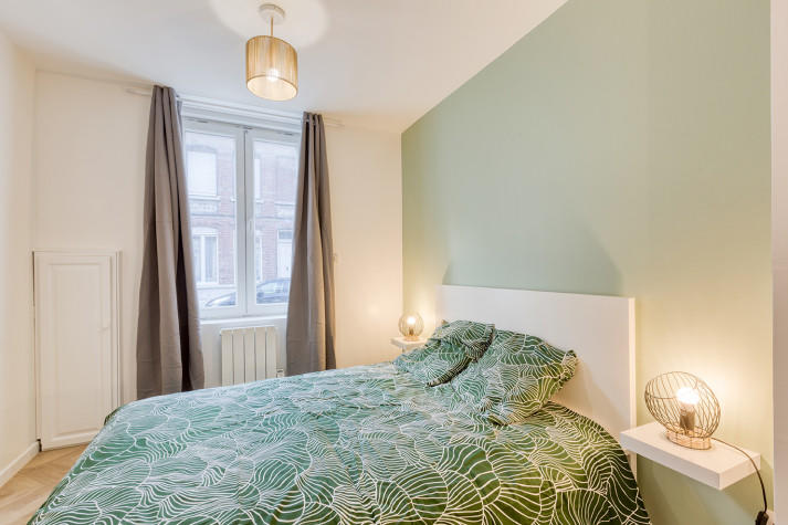 Appartement - 100 m² - 5 pièces