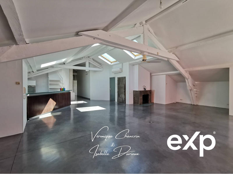 Loft - 181 m² - 5 pièces