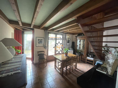 Maison - 103 m² - 6 pièces