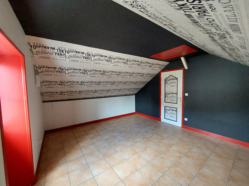 Maison - 84 m² - 5 pièces