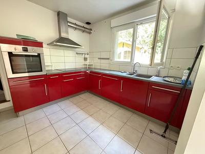 Maison - 88 m² - 4 pièces