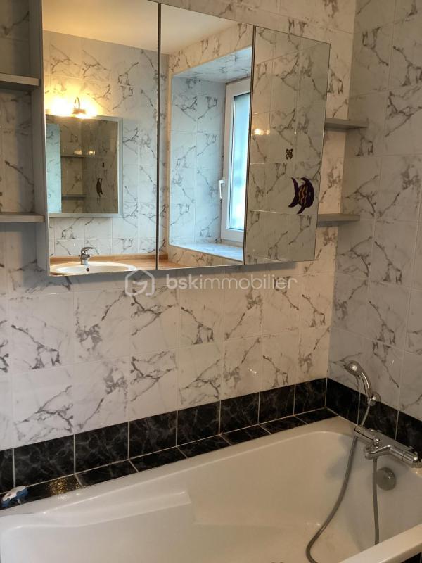 Maison - 152 m² - 8 pièces