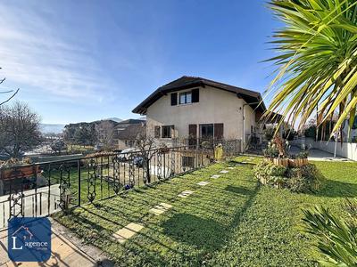 Maison - 284 m² - 7 pièces