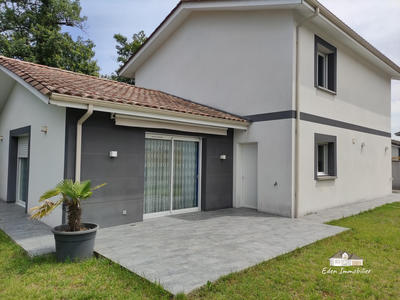 Maison contemporaine - 152 m² - 5 pièces