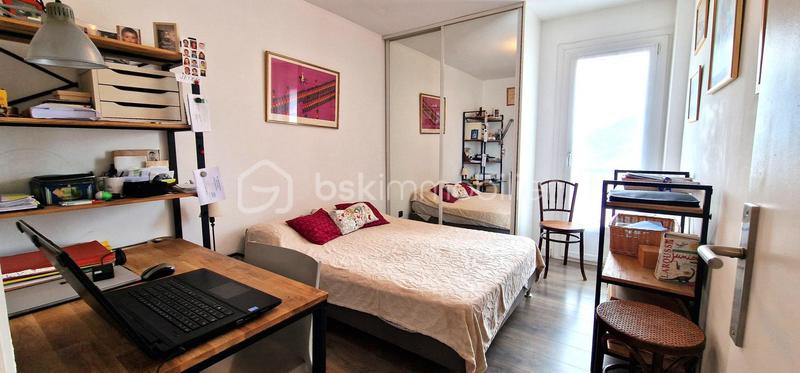 Maison jumelée - 160 m² - 4 pièces