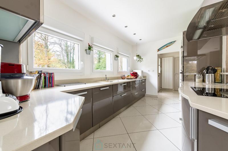 Maison - 165 m² - 7 pièces