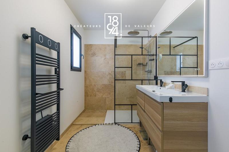 Maison - 150 m² - 4 pièces