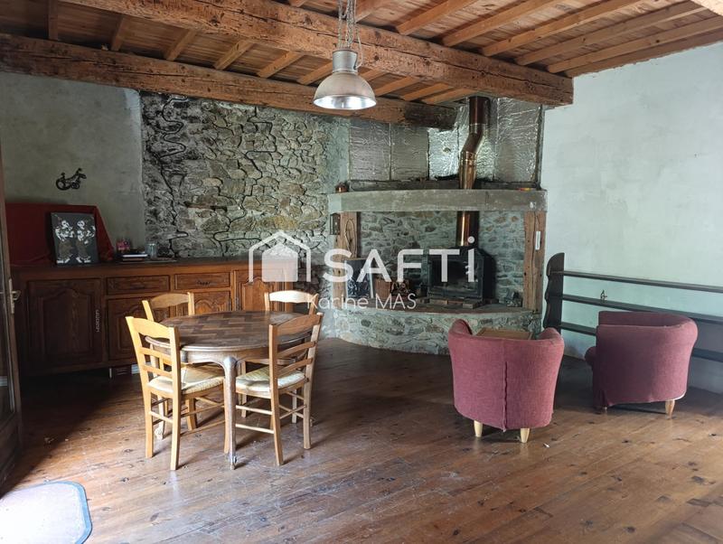 Maison - 104 m² - 4 pièces