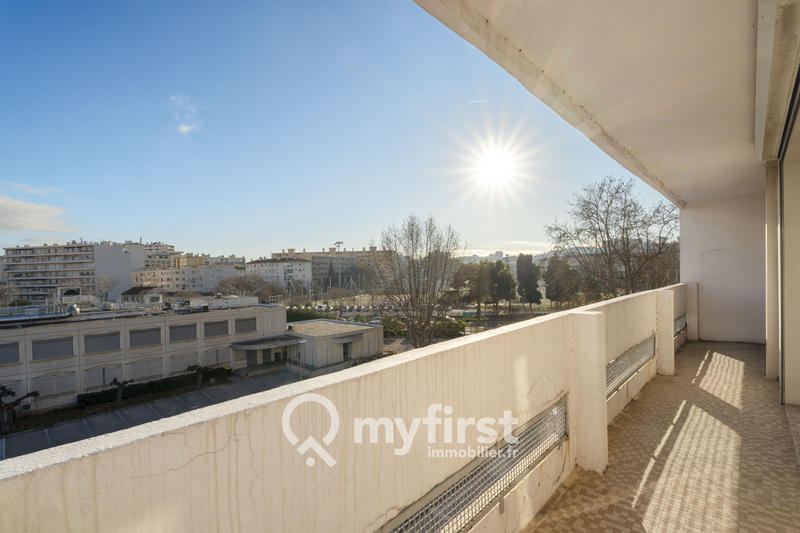 Appartement - 83 m² - 4 pièces