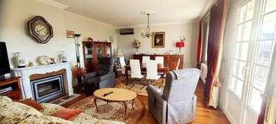 Maison - 148 m² - 6 pièces