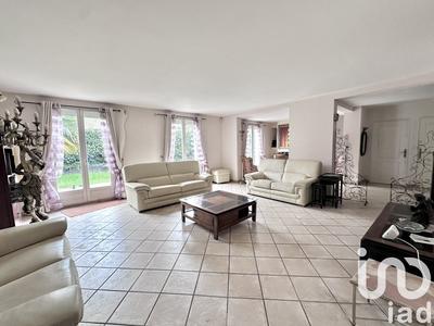 Maison - 255 m² - 8 pièces