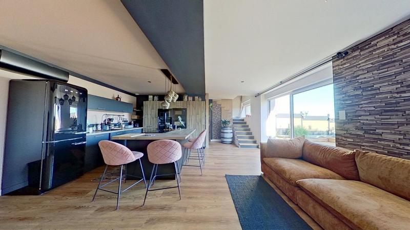 Maison - 91 m² - 4 pièces