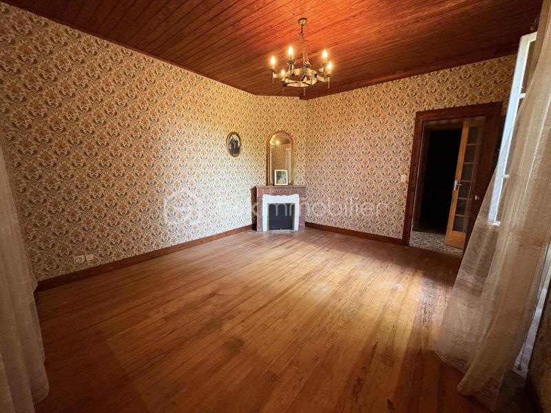 Corps de ferme - 290 m² - 14 pièces