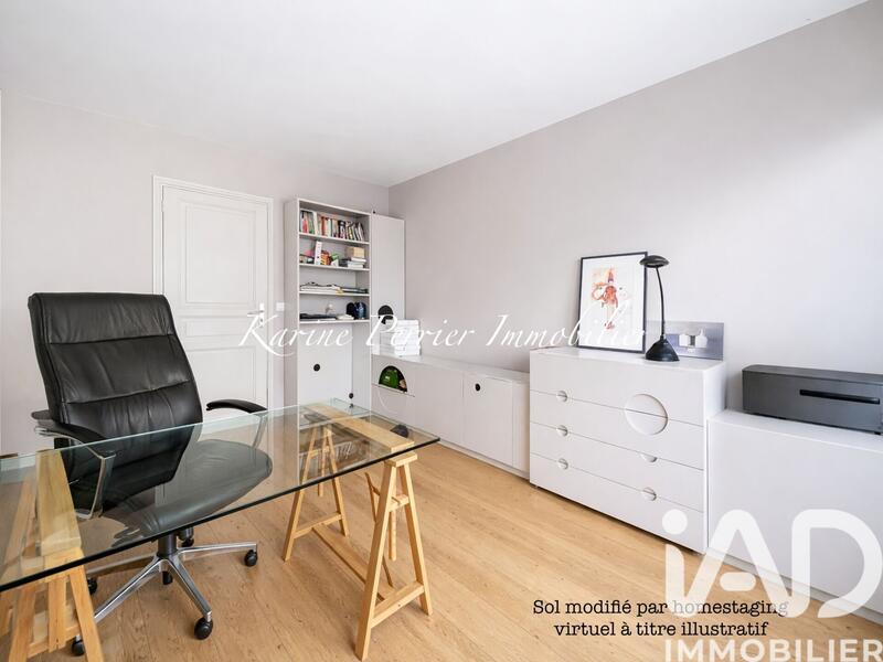 Maison de maîtres - 330 m² - 9 pièces