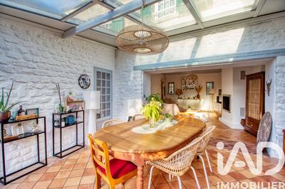 Maison - 169 m² - 6 pièces