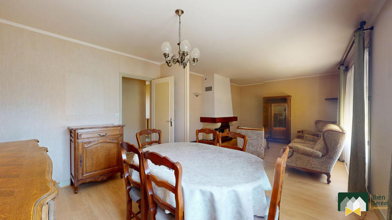 Maison traditionnelle - 76 m² - 4 pièces