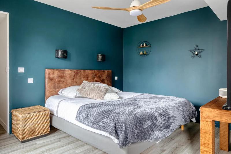 Maison - 185 m² - 7 pièces