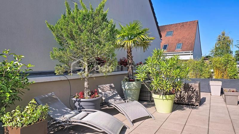 Duplex - 103 m² - 5 pièces