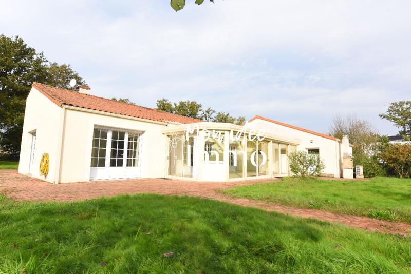 Maison - 180 m² - 6 pièces