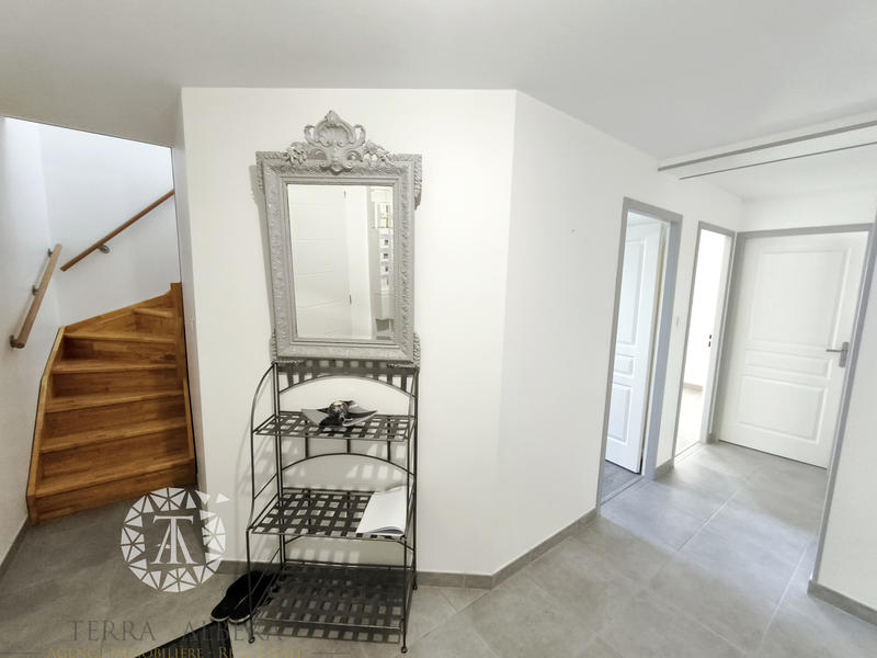 Villa - 107 m² - 4 pièces