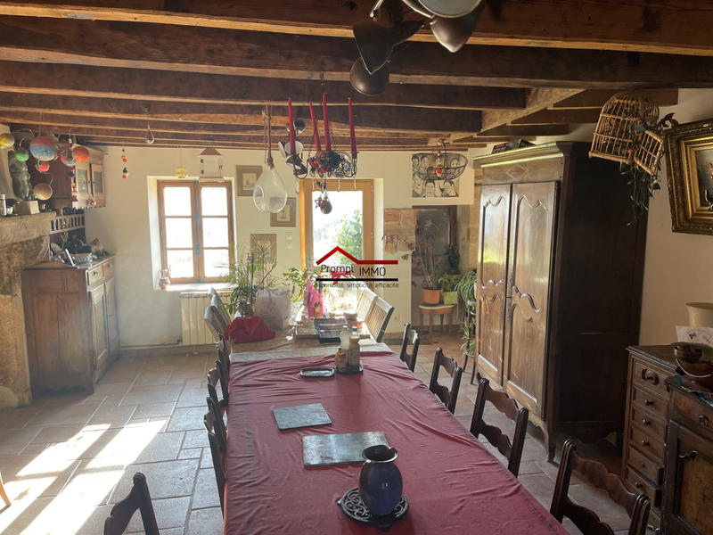 Maison - 186 m² - 8 pièces