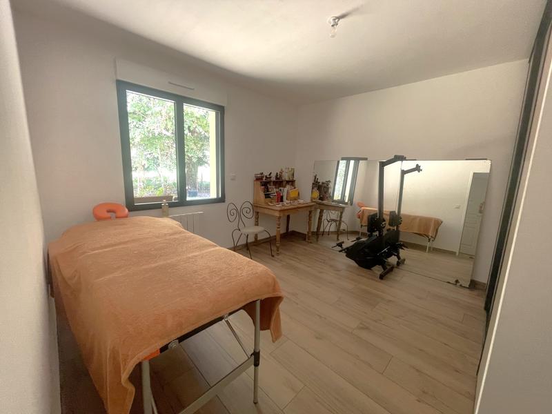 Maison - 96 m² - 4 pièces