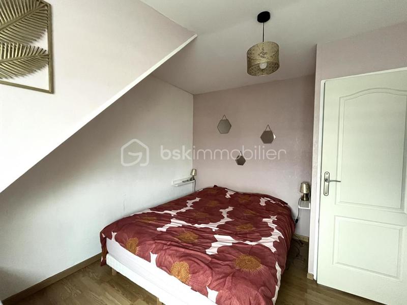 Maison - 104 m² - 6 pièces