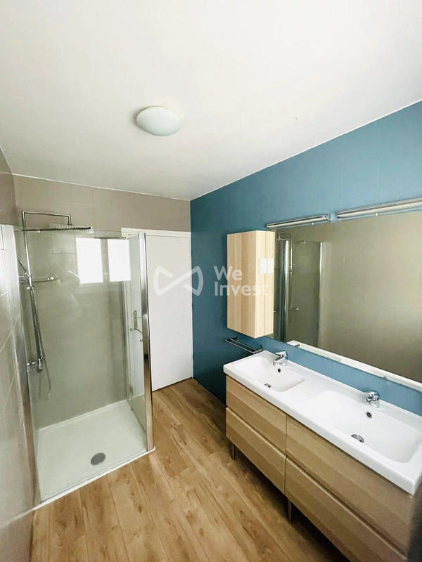 Maison - 205 m² - 7 pièces