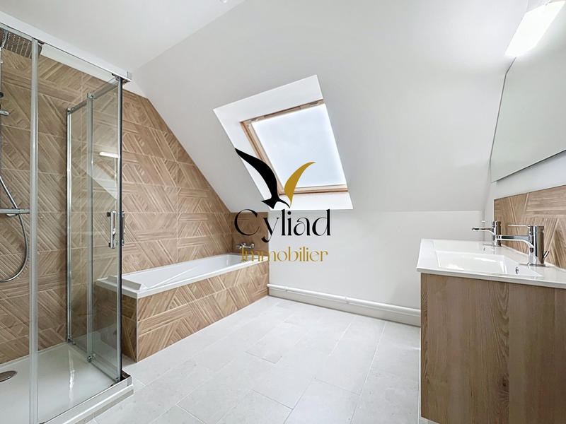 Maison contemporaine - 118 m² - 5 pièces