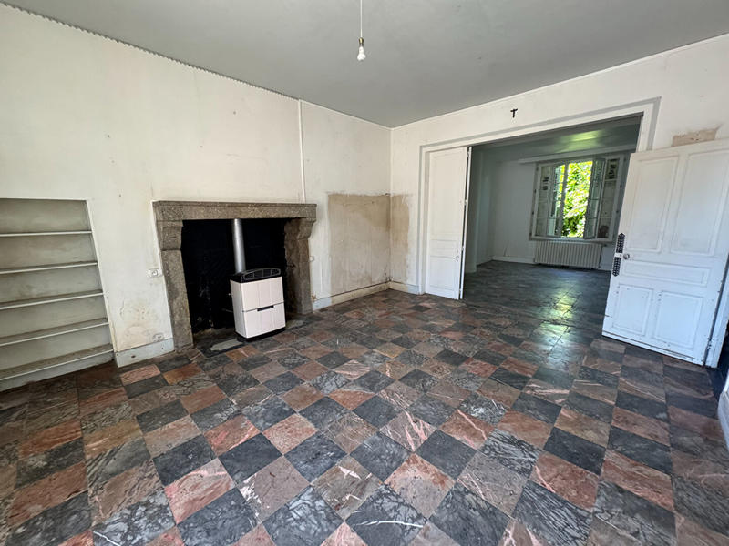 Maison - 198 m² - 6 pièces