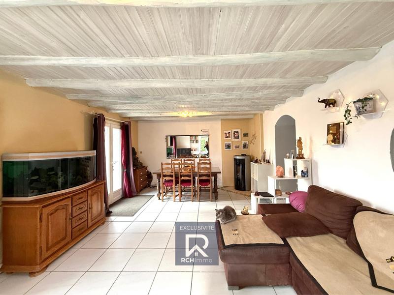 Maison traditionnelle - 94 m² - 4 pièces