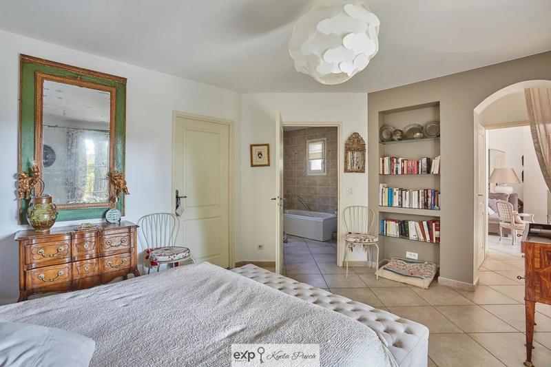 Villa - 190 m² - 7 pièces