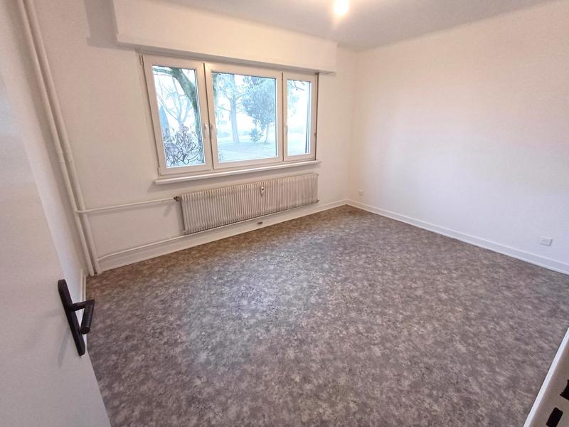 Appartement - 92 m² - 5 pièces