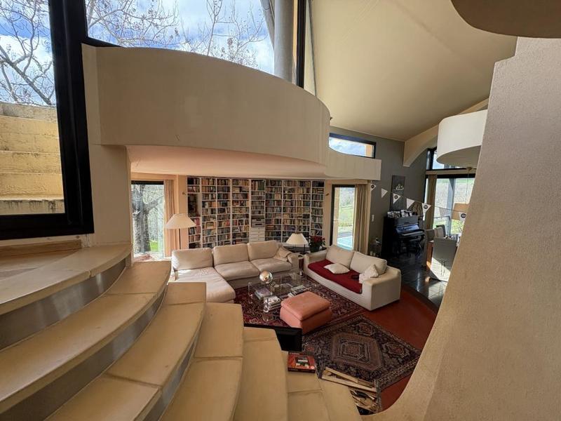 Maison d'architecte - 266 m² - 7 pièces