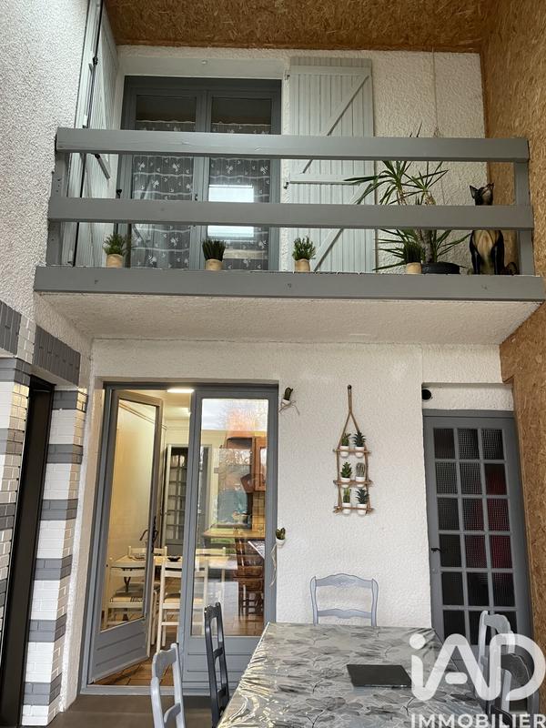 Maison - 240 m² - 6 pièces