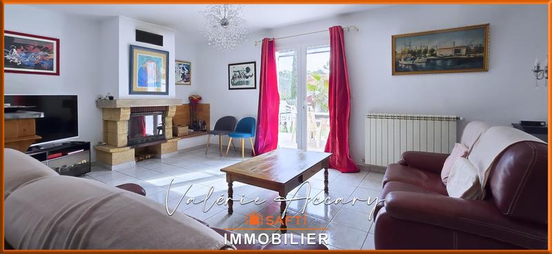 Maison - 202 m² - 8 pièces