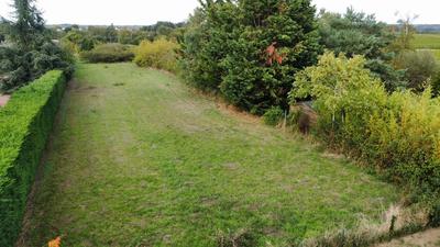 Terrain constructible - 1 521 m²