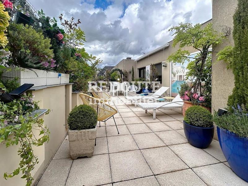 Penthouse - 171 m² - 6 pièces