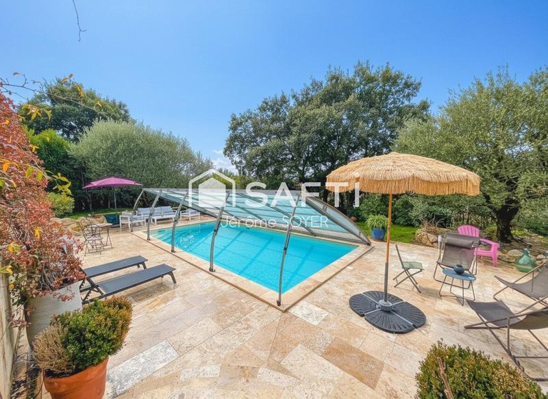 Villa - 179 m² - 6 pièces