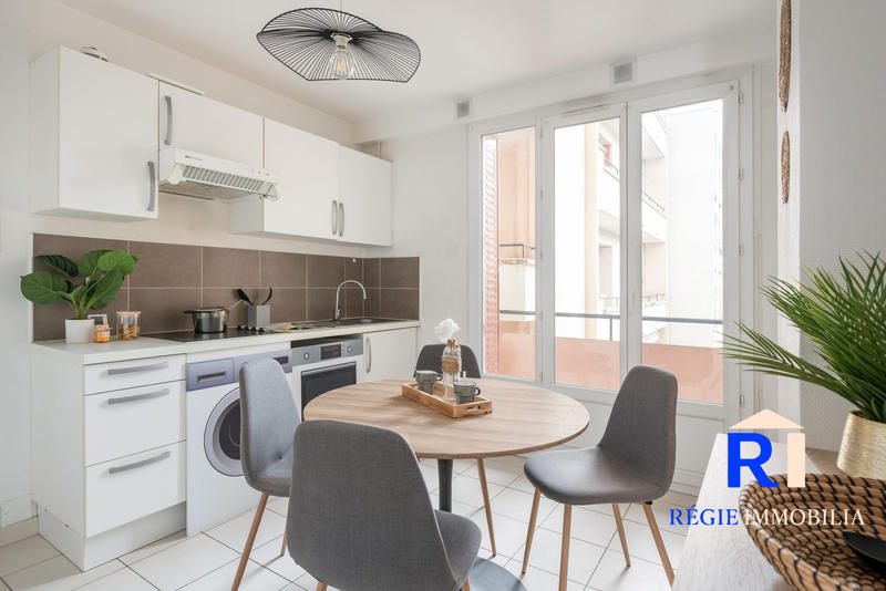 Appartement - 113 m² - 5 pièces