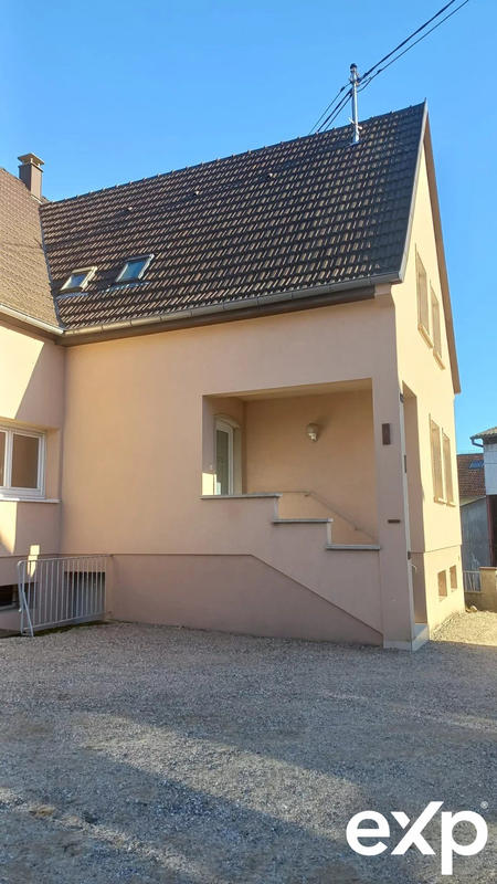 Maison - 207 m² - 7 pièces