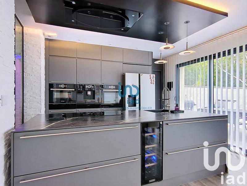 Maison - 173 m² - 8 pièces