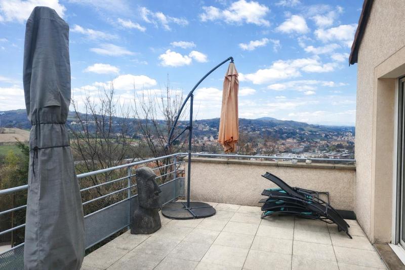 Appartement - 91 m² - 4 pièces