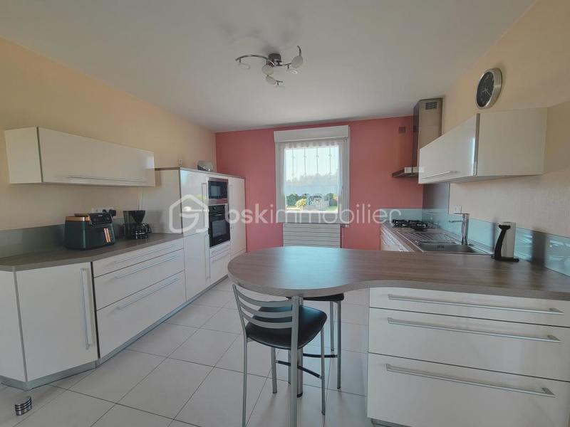 Maison traditionnelle - 120 m² - 7 pièces