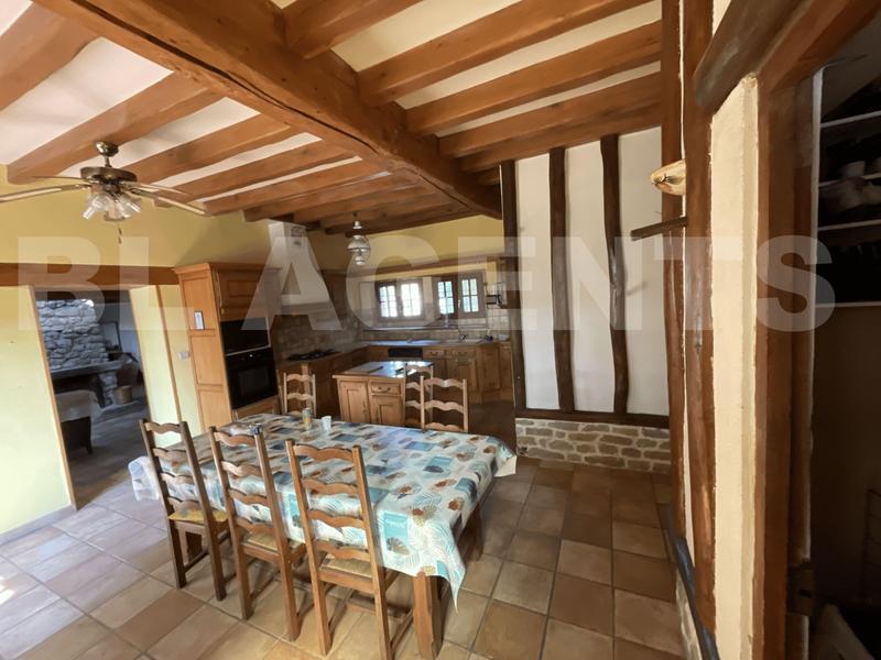 Maison - 177 m² - 7 pièces