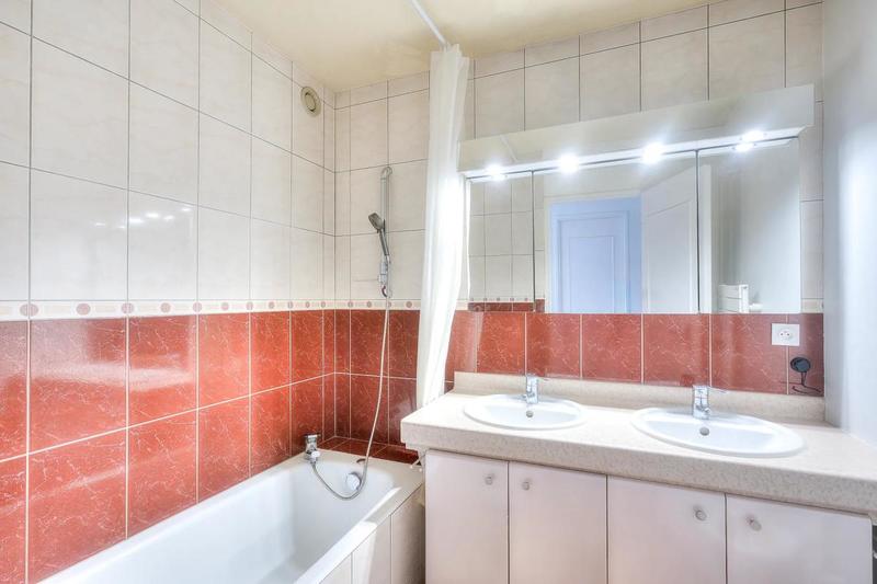 Appartement - 98 m² - 4 pièces