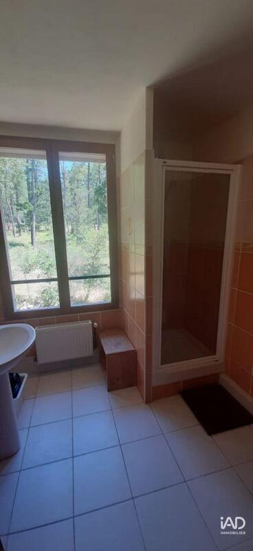 Local commercial - 1 000 m²