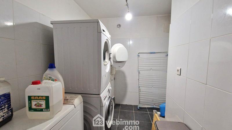 Maison - 179 m² - 6 pièces