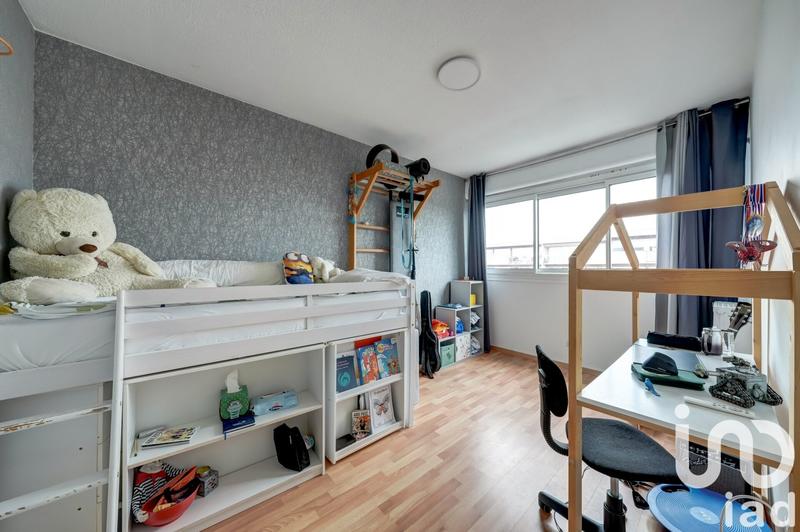 Appartement - 81 m² - 4 pièces